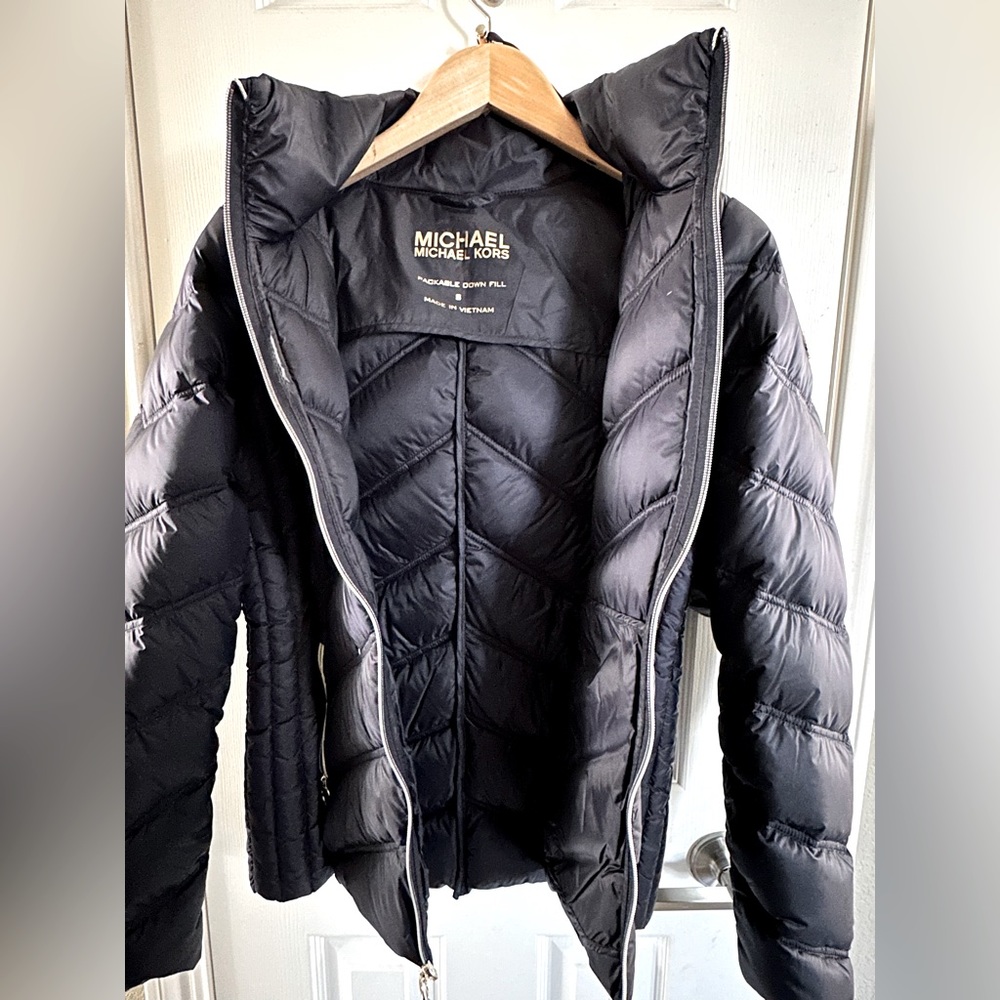 Michael Kors Women’s Small Puffer Jacket - Brand New, Navy Blue